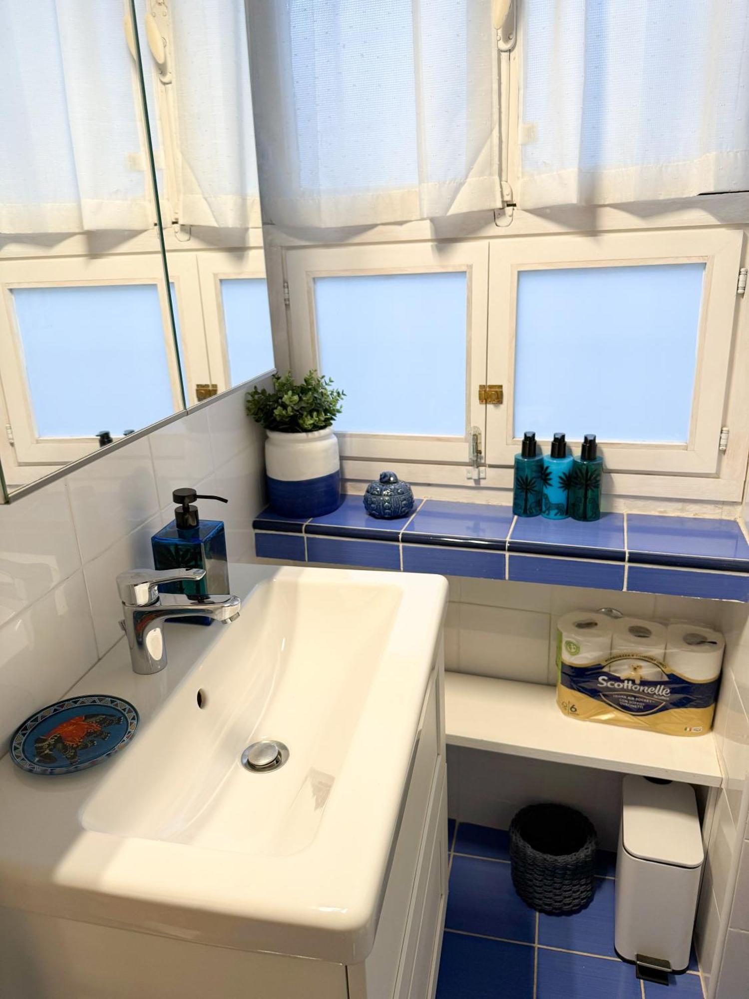 Diana's Loft *